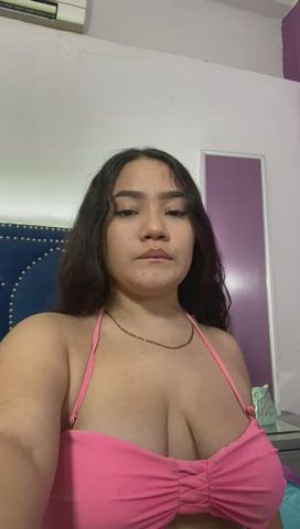 amateur big tits boobs camsoda camgirl gif