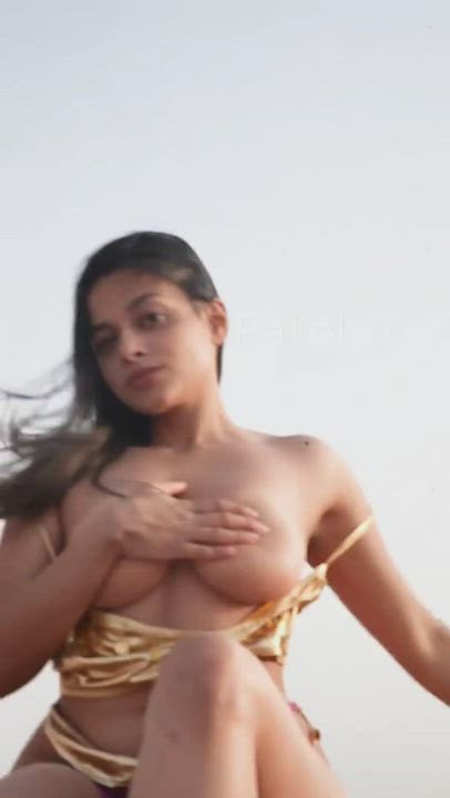 Desi MILF Model gif