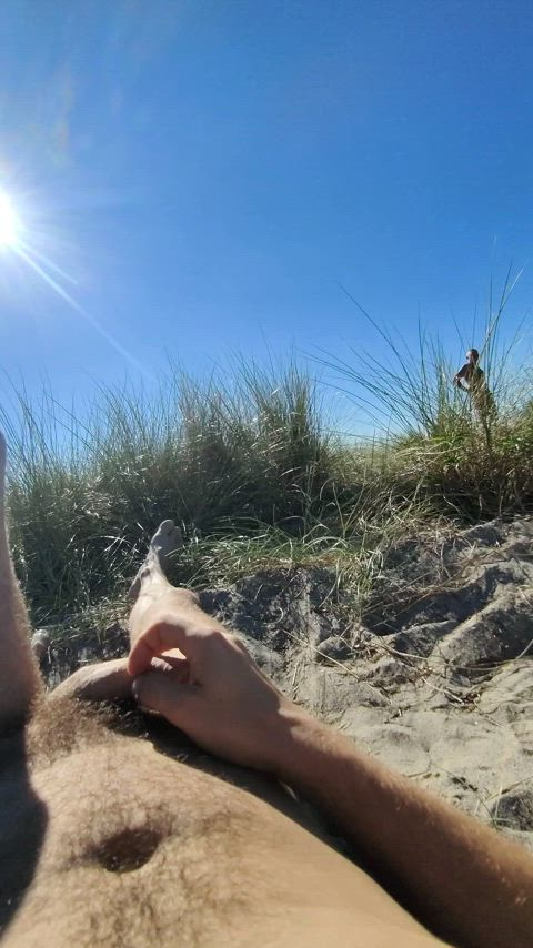 Beach buddies