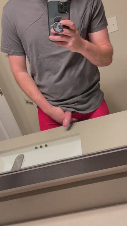 25 M I like to knock before I cum in…