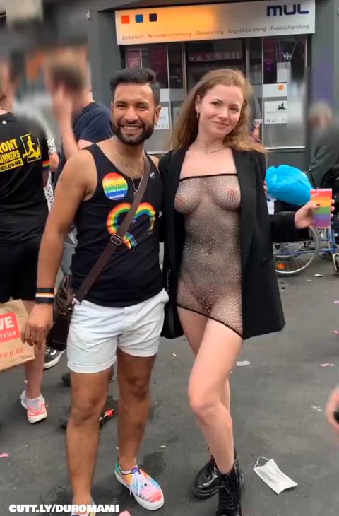 Exhibitionist Festival Flashing - Public See Through