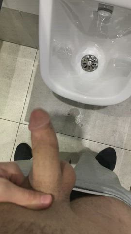 caught jerk off public r/caughtpublic gif