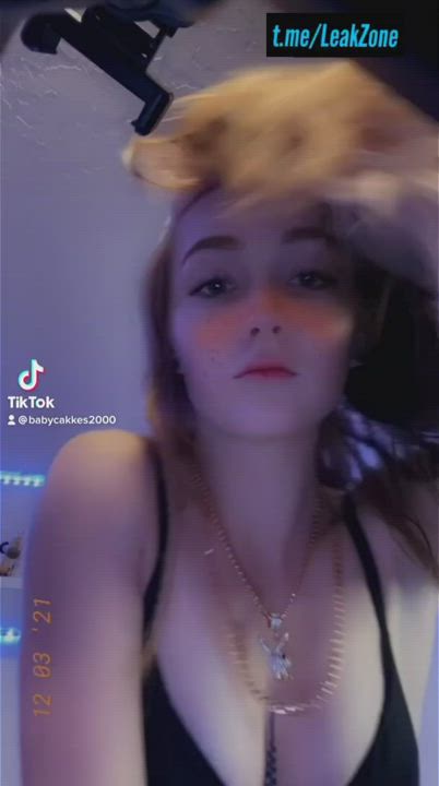 TikTok gif