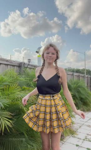 caught flashing glasses outdoor petite public schoolgirl skirt upskirt adorable-porn