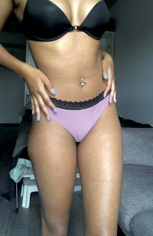 Thick thighs but even thicker ass