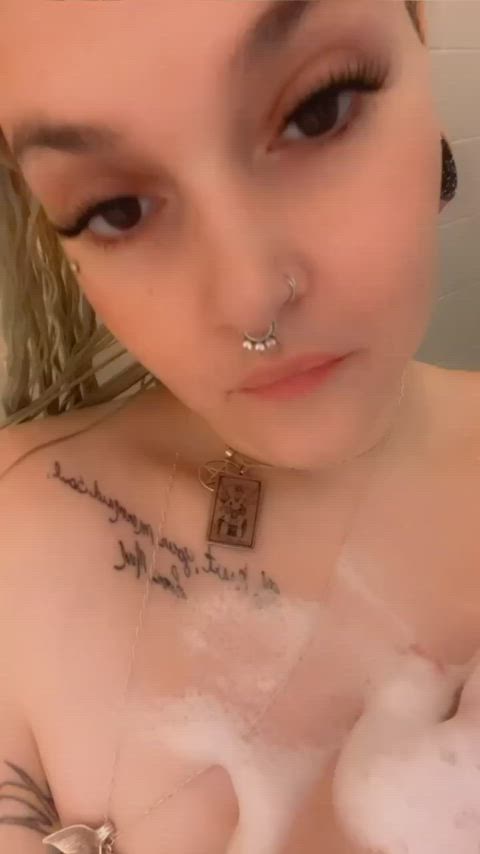 Cum shower with me🖤💦
