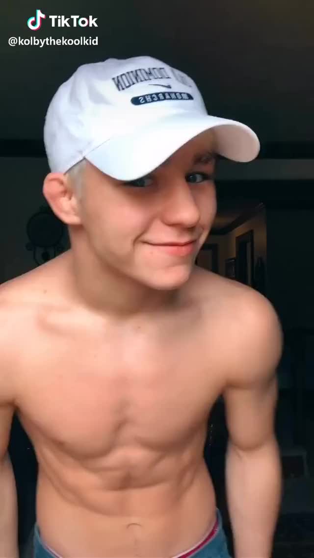 kolby Allred(@kolbythekoolkid) on TikTok: I got muscles #fyp #foryoupage