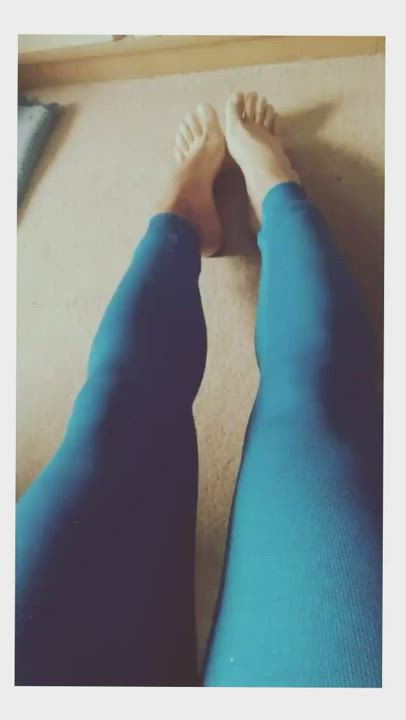 Feet Leggings UK gif