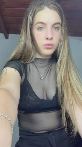 18 years old big tits blonde huge tits onlyfans teen tits gif