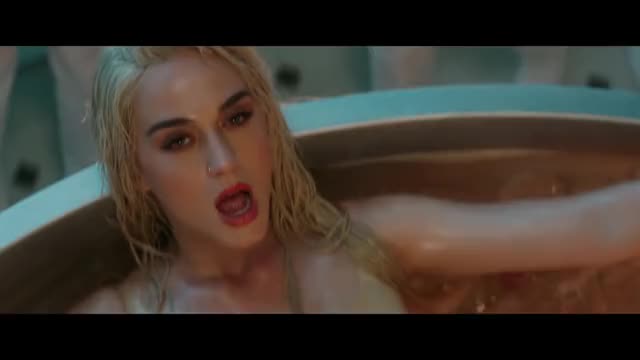 Katy Perry - Bon Appétit (Official) ft. Migos