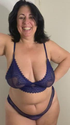 amateur big tits milf gif