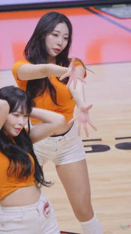 asian cheerleader cheerleaders cute dancing korean gif