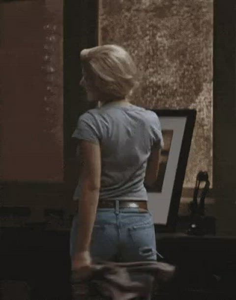 blonde booty jeans scarlett johansson gif