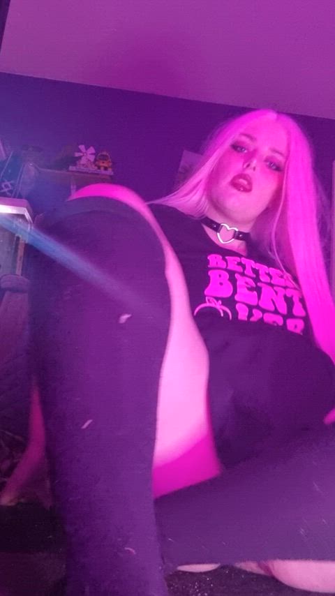 alternative bbw goth onlyfans pawg pierced tattoo thick upskirt white girl bimbos