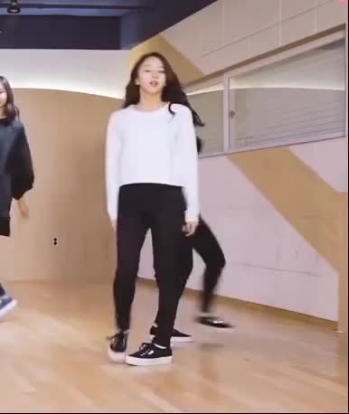 Twice Chaeyoung