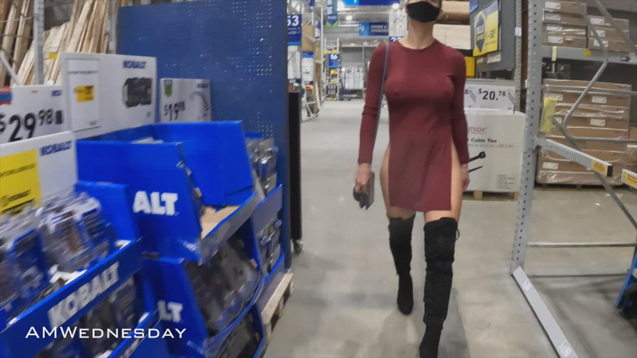 Braless Pokies Public gif