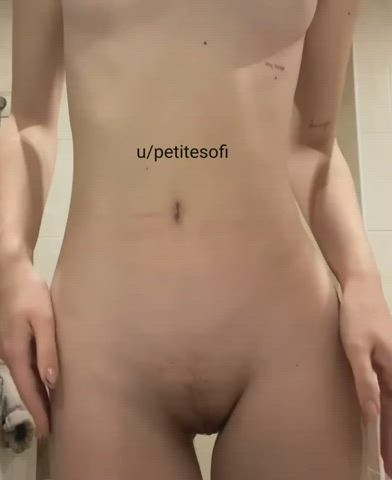 Upvote if your dick is bigger than 5 inches 🤤