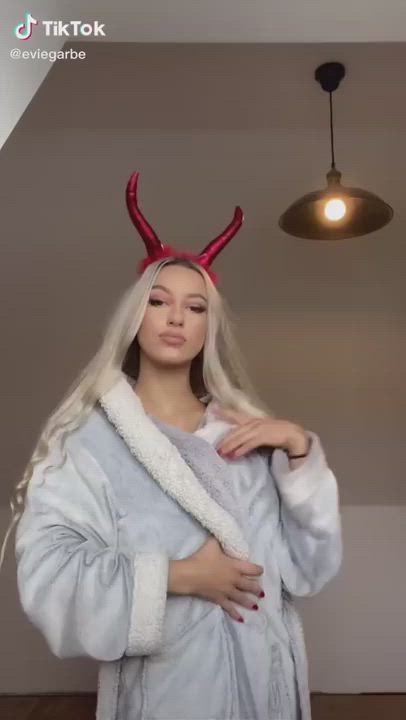 Cosplay Dancing TikTok gif