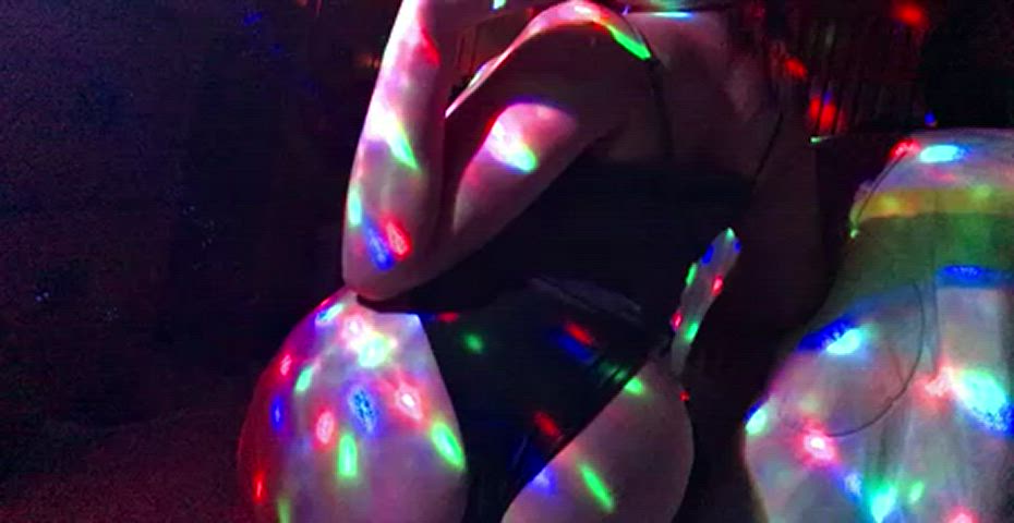 take control of my chubby body and juicy ass pwetty pwease 🥺🙈