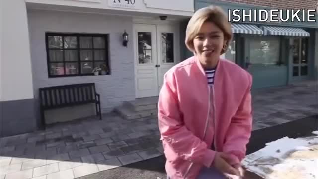 Jeongyeon Moments I think about alot