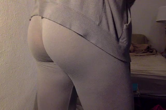 grey leggings