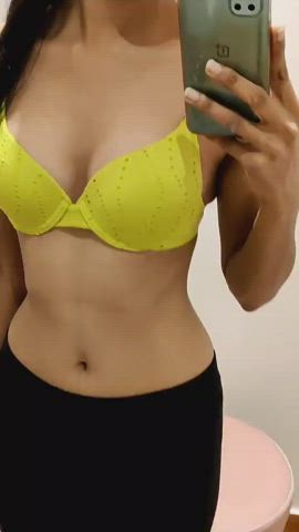 boobs cleavage desi dressing room indian natural tits sensual tamil gif