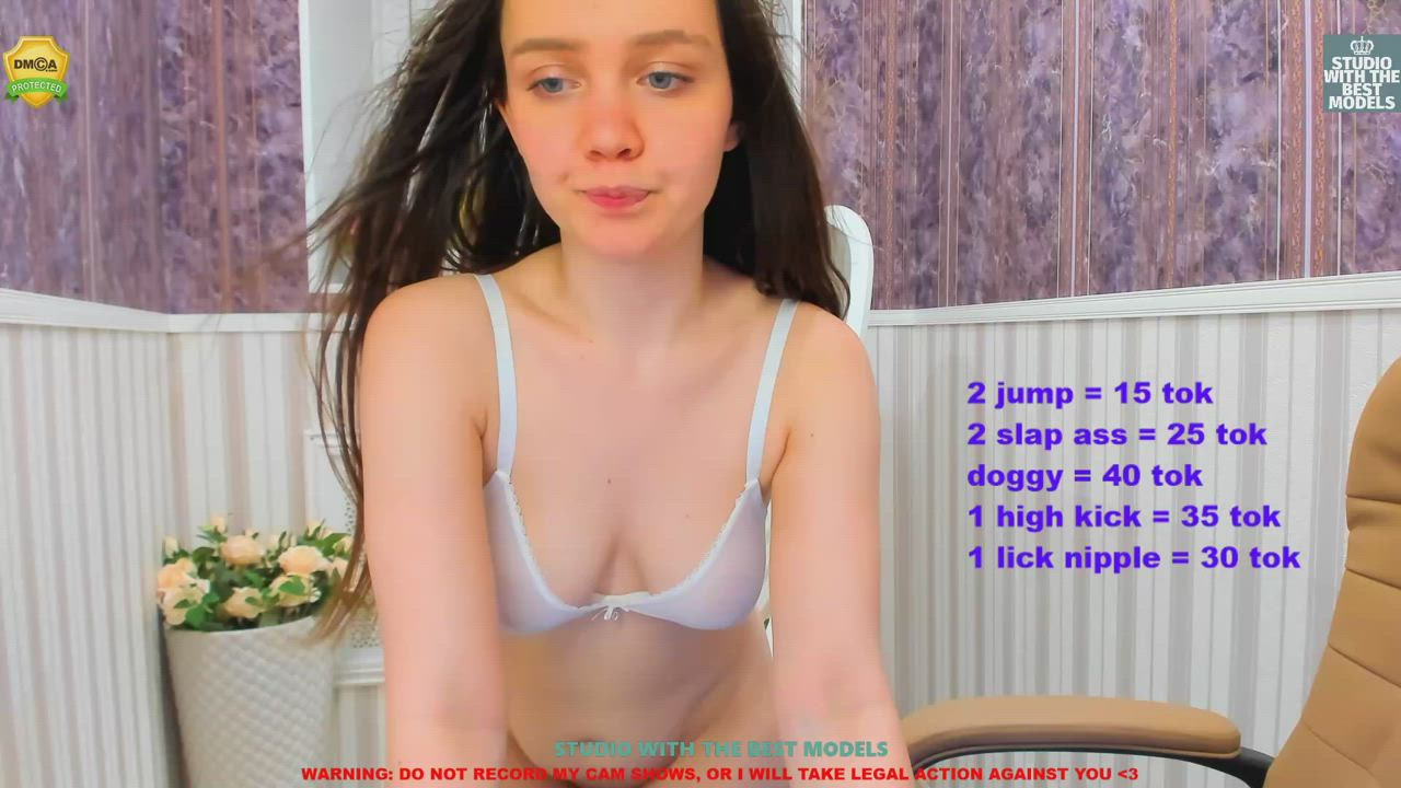 Amateur Camgirl Homemade Webcam gif