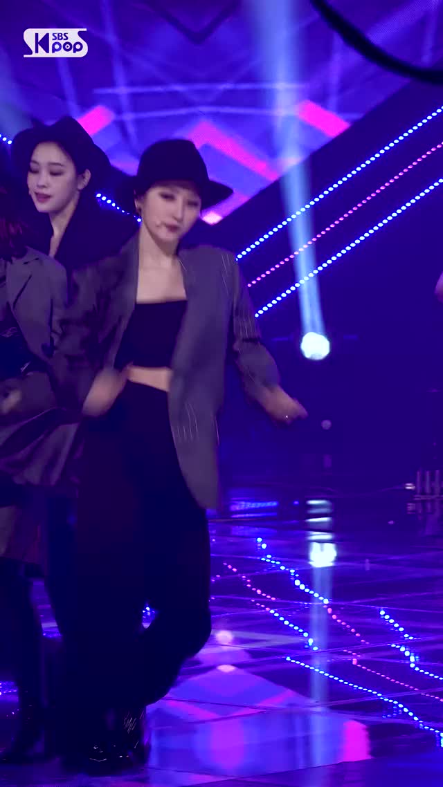 sua big boobs