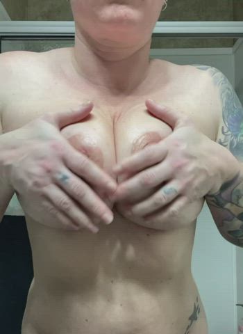 big tits boobs milf shower tattoo tit worship titty drop gif
