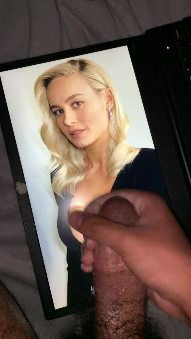 brie larson cum tribute