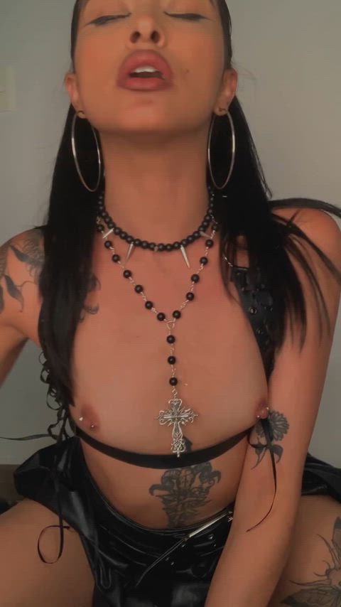 If you haven't had a goth and tattooed girl give you a blowjob, you don't know what