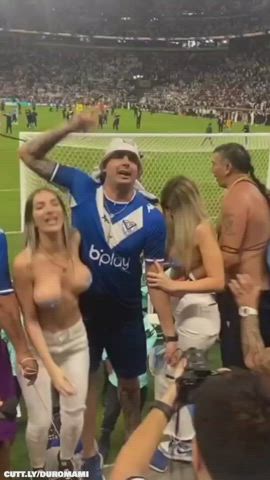 Amateur Argentinian Big Tits Bouncing Tits Exhibitionism Exhibitionist Flashing Public