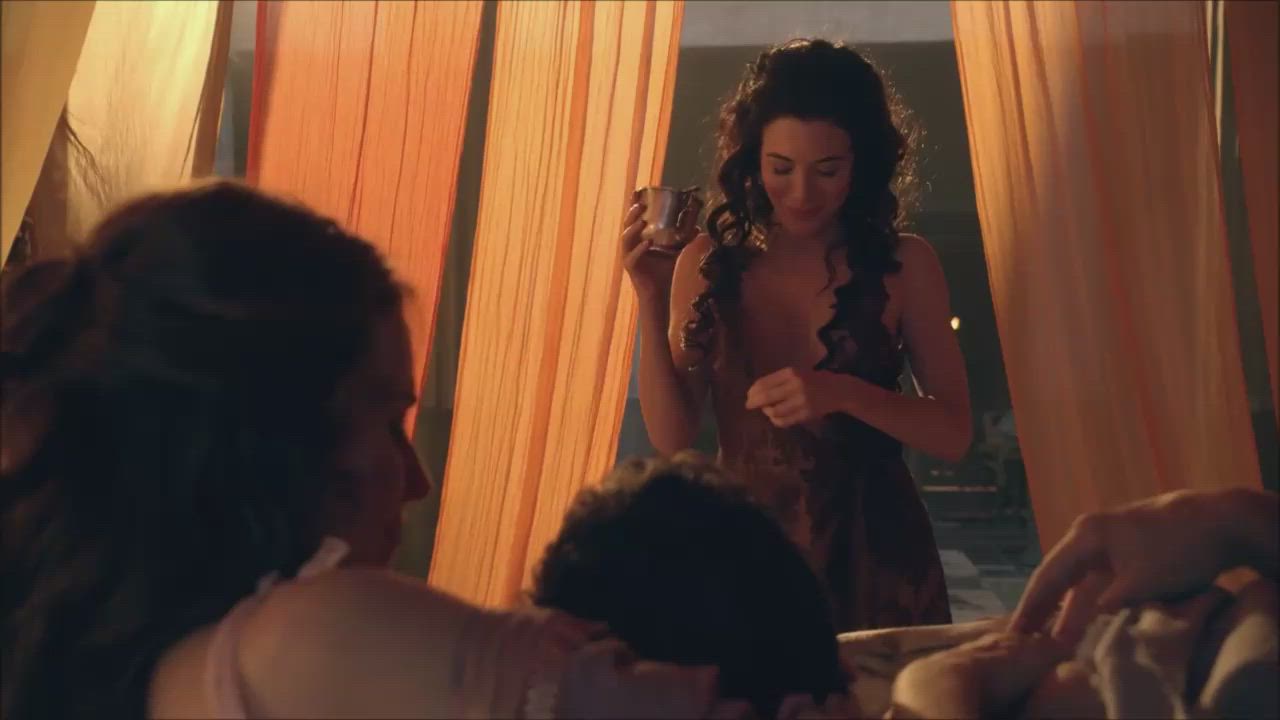 Lucy Lawless &amp; Jaime Murray - Spartacus: Gods of the Arena (2011)