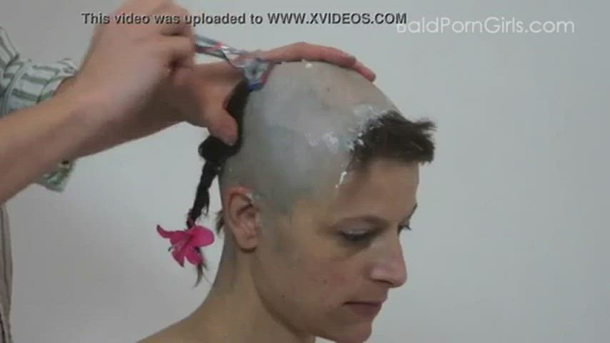 Cum on pregnant women's shaved head
