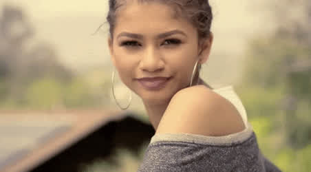 Zendaya gif