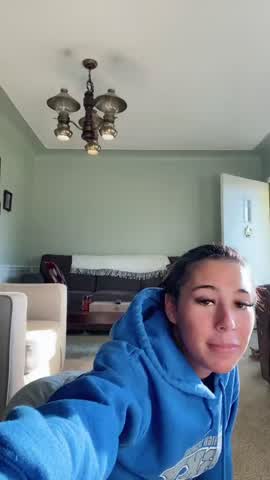 Brunette Tiktok Teen Twerking in Sweats