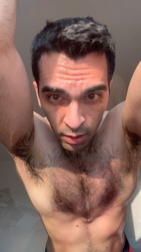 You like sweaty armpits? Or you like to get em wet yourself 👅