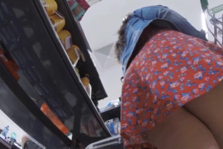 amateur ass pawg public spy upskirt voyeur gif