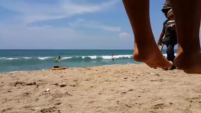 Flashing PUSSY n BUTT PLUG on crowded PUBLIC Beach # Upskirt NO PANTIES