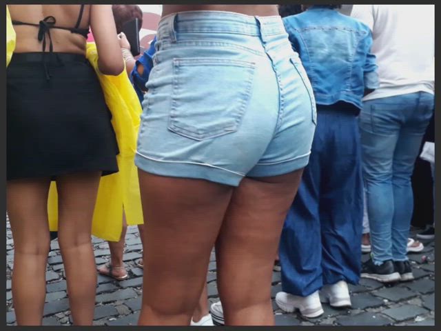 ass big ass booty candid fetish hidden cam jeans shorts voyeur gif