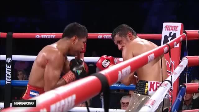 Roman Gonzalez def. Moises Fuentes