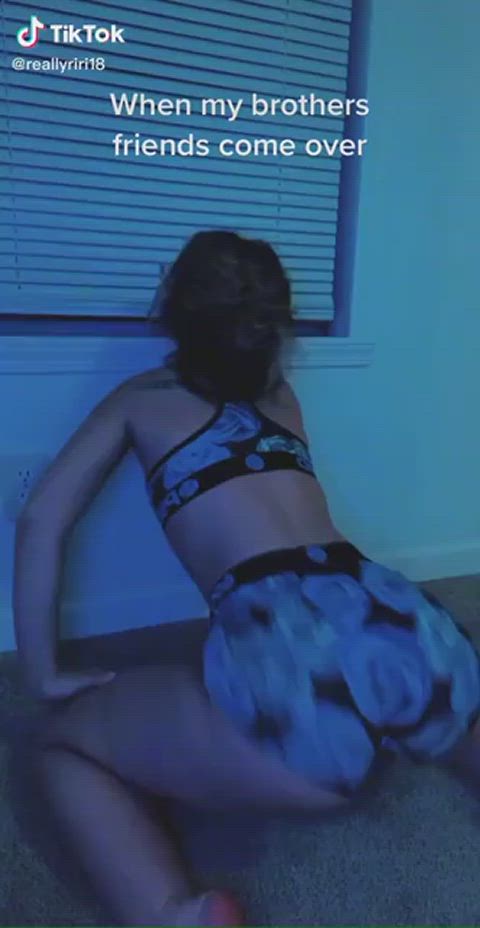 ass babe barely legal bubble butt doggystyle pawg petite twerking white girl gif