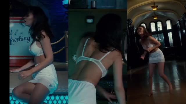 Victoria Justice in Rocky Horror (2/3)