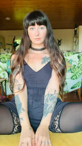 alt brunette tattoo tattedphysique gif