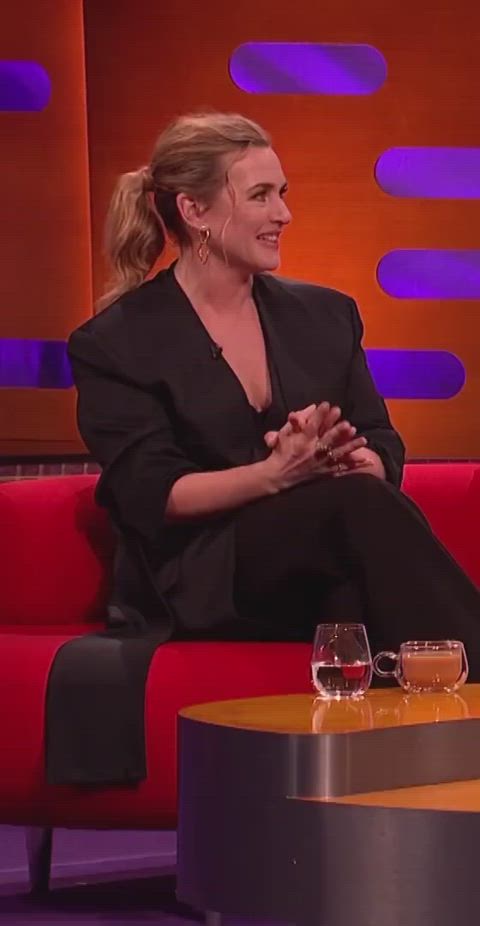 celebrity kate winslet public gif