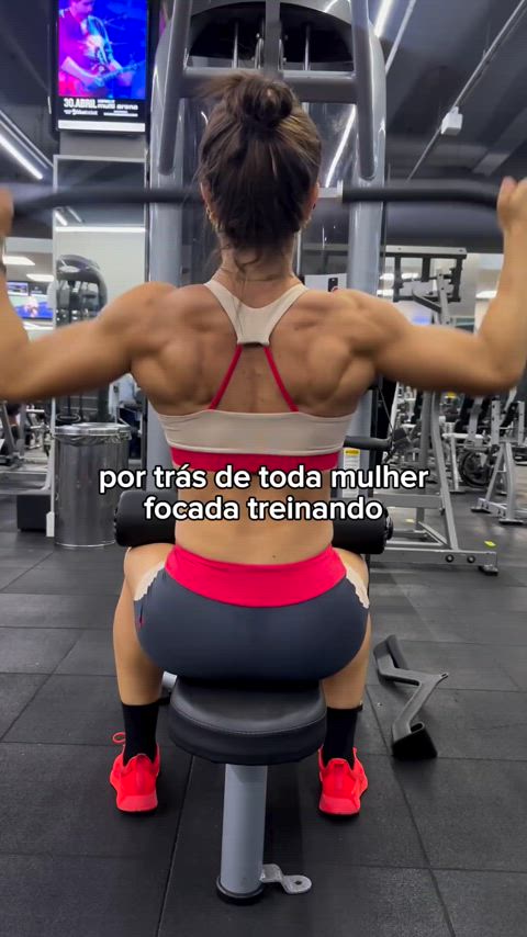 fitness gym muscles muscular girl portuguese workout gif