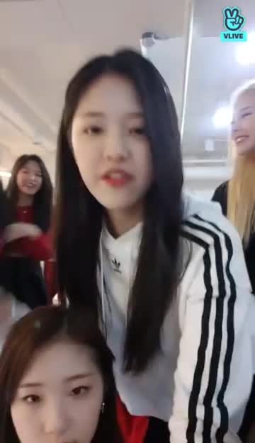 190210 [이달의 소녀] 오빛 얼굴 볼래 LOONA VLIVE 70