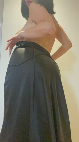 just imagine taking this skirt off me