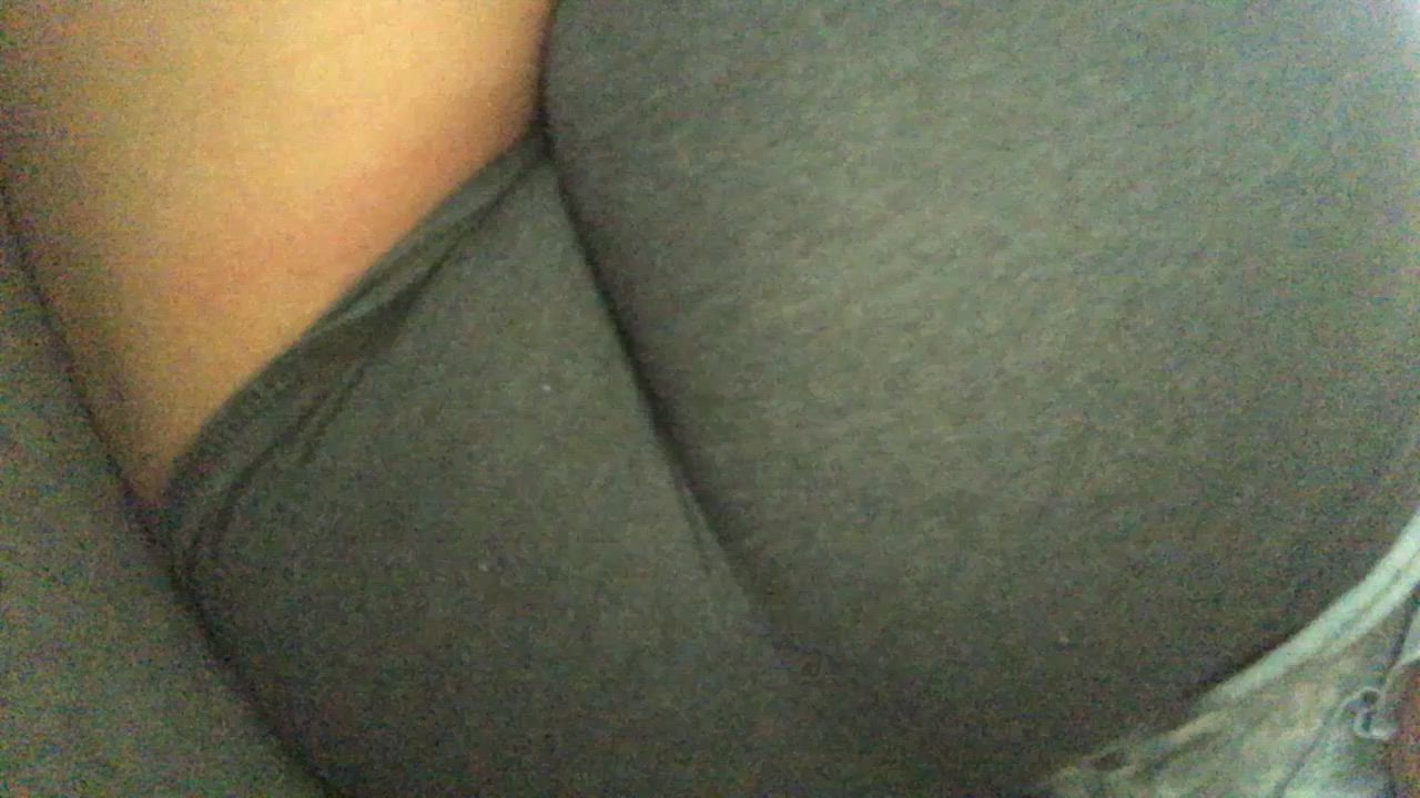 booty rubs please :/