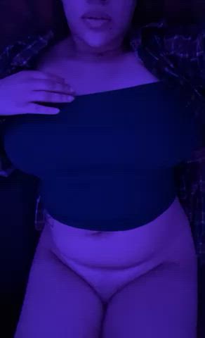 Titty Reveal 💙